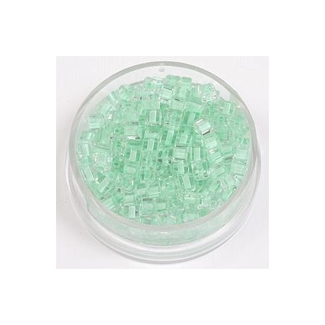 Perle kocke 3 x 3mm, barvna sredica sv. zelena 20g.