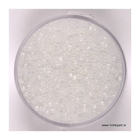 Delica perle 2mm, bela transparentna 9g.